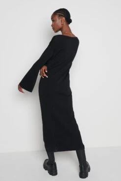 Abriana V-Neck Knit Dress - Black -By Knitwear Shop Abriana black 1465