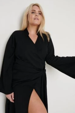 Janessa Wrap Dress - Black -By Knitwear Shop Janessa Black 3575