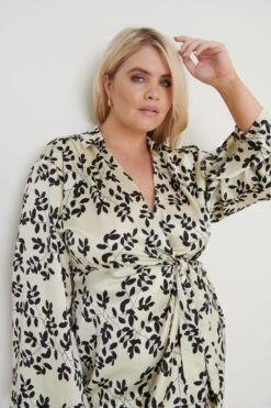 Louis Printed Satin Dress - Monochrome 17 Louis Printed Satin Dress - Monochrome -By Knitwear Shop Louis Printed Satin Dress Floral53