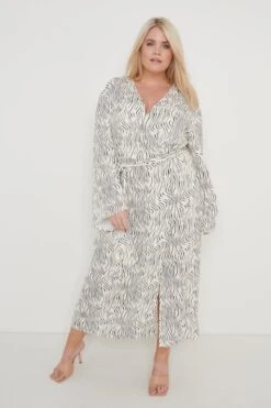 Roscoe Button Shirt Kimono Dress - Abstract Wave 17 Roscoe Button Shirt Kimono Dress - Abstract Wave -By Knitwear Shop Roscoe Dress Print 1985