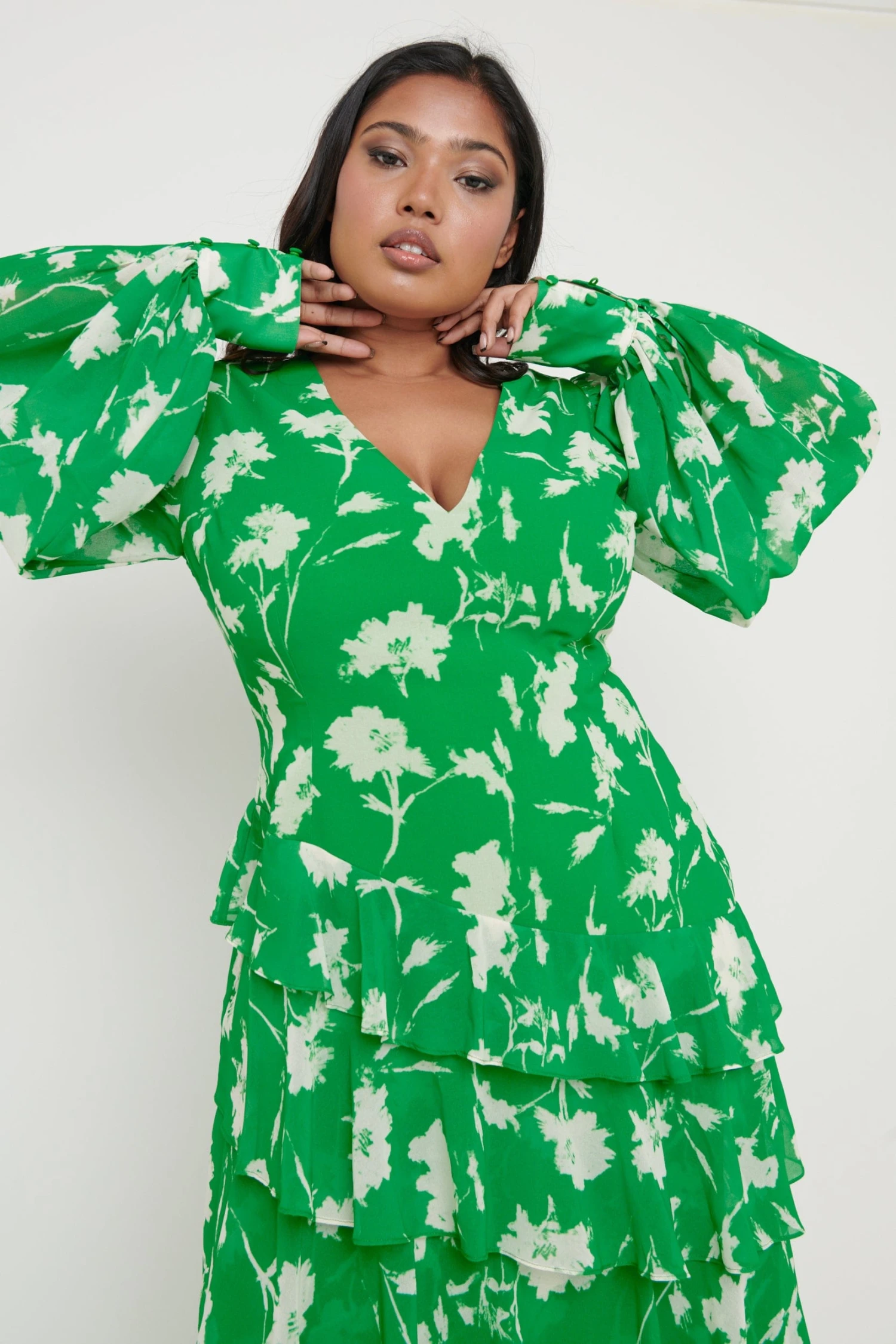 Sabrinna Backless Ruffle Dress - Green Floral 7 Sabrinna Backless Ruffle Dress - Green Floral - Image 5