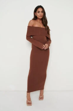 Soreya Bardot Knit Dress- Brown